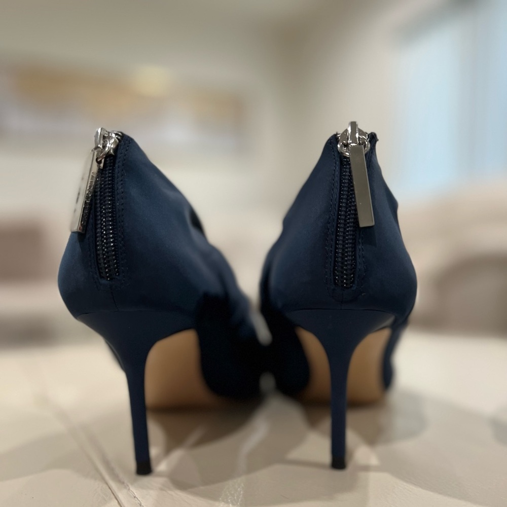 Zara Woman Satin Leather Kitten Heel Zip Shoes Booties Womens Sz 7 Blue Point - Picture 3 of 4